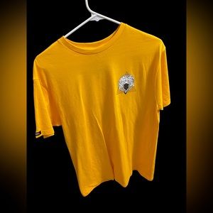 Crooks & Castles Medusa Illuminati Bandana Yellow T Shirt Men's Size Medium